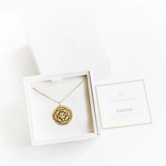 NWT Harmoni Pendant Small (20mm) - 18K Gold Plated - Picture 1 of 1
